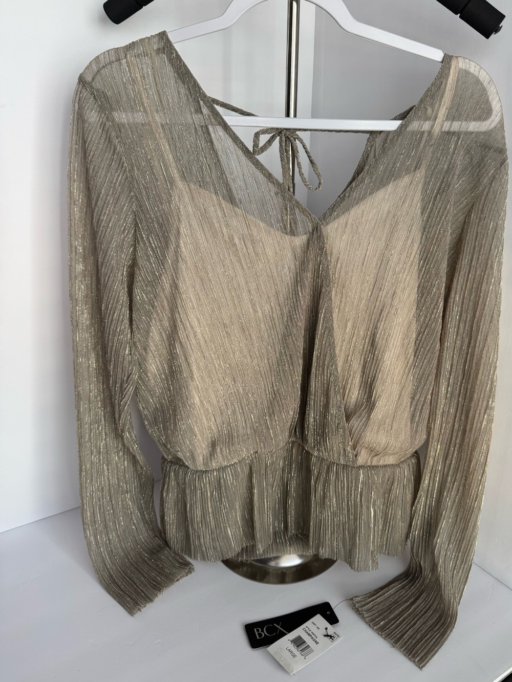 BCX Champagne Metallic Pleated Peplum Blouse NWT Long Sleeve Tie Back Size Large